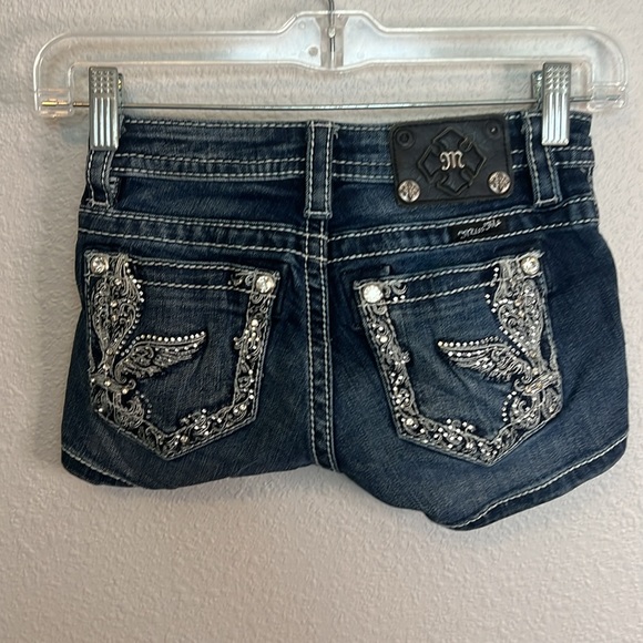 Miss Me Children’s Rhinestone Pocket Shorts Size 8 - Picture 9 of 9